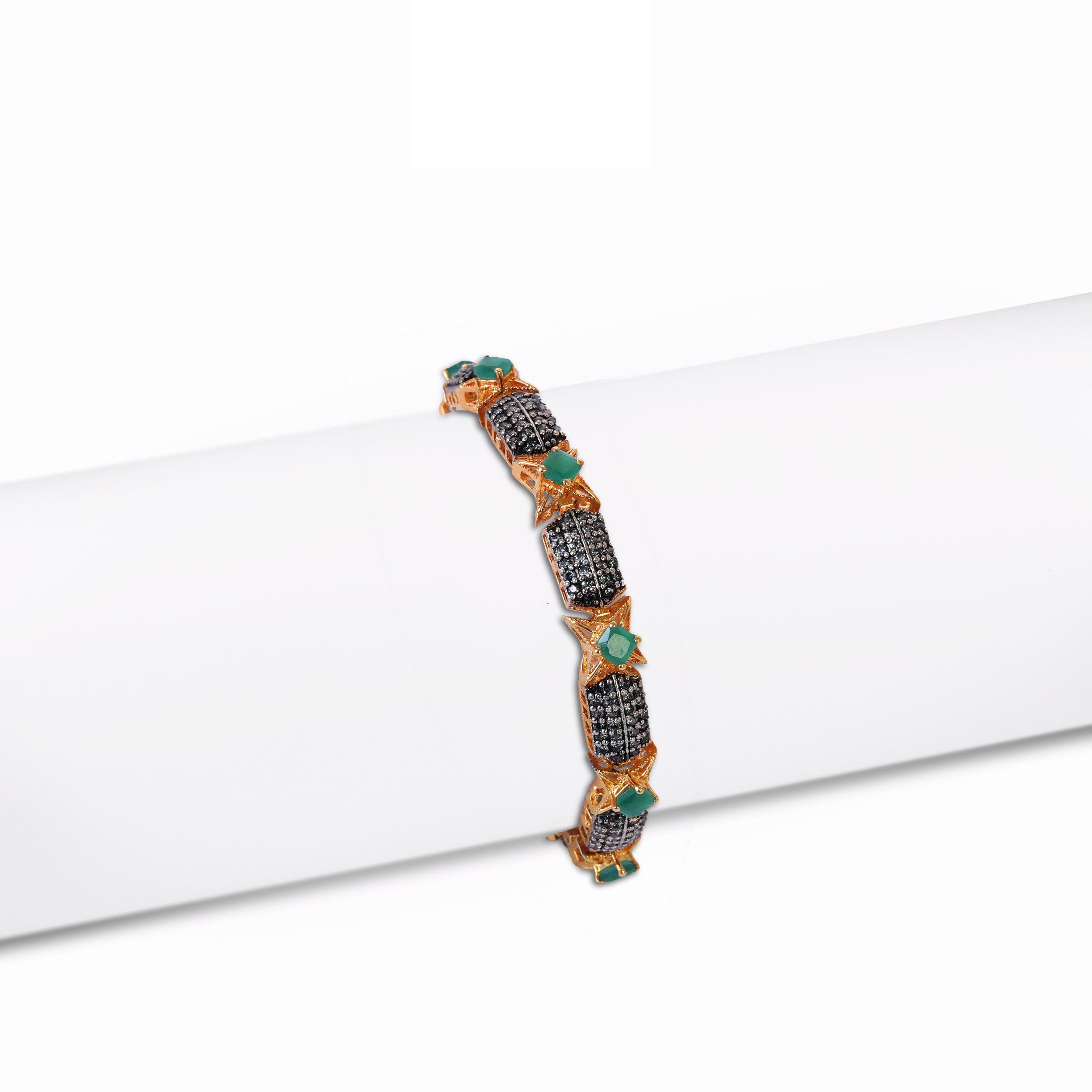 Bracelet - B106
